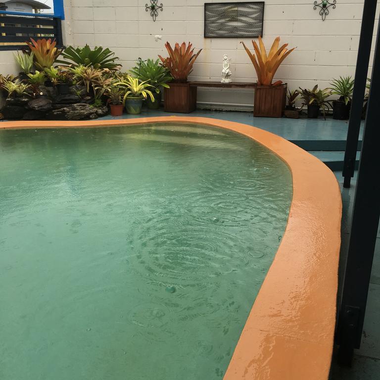 Black Marlin Motel Innisfail Eksteriør billede