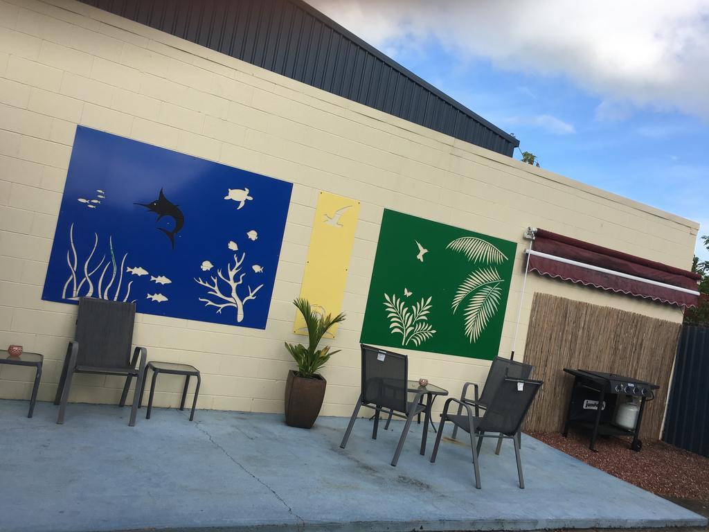 Black Marlin Motel Innisfail Eksteriør billede