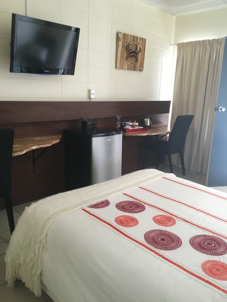 Black Marlin Motel Innisfail Eksteriør billede